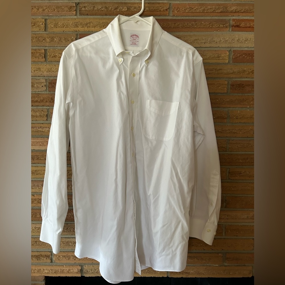 Men’s long sleeve button down collar Brooks Brothers shirt.